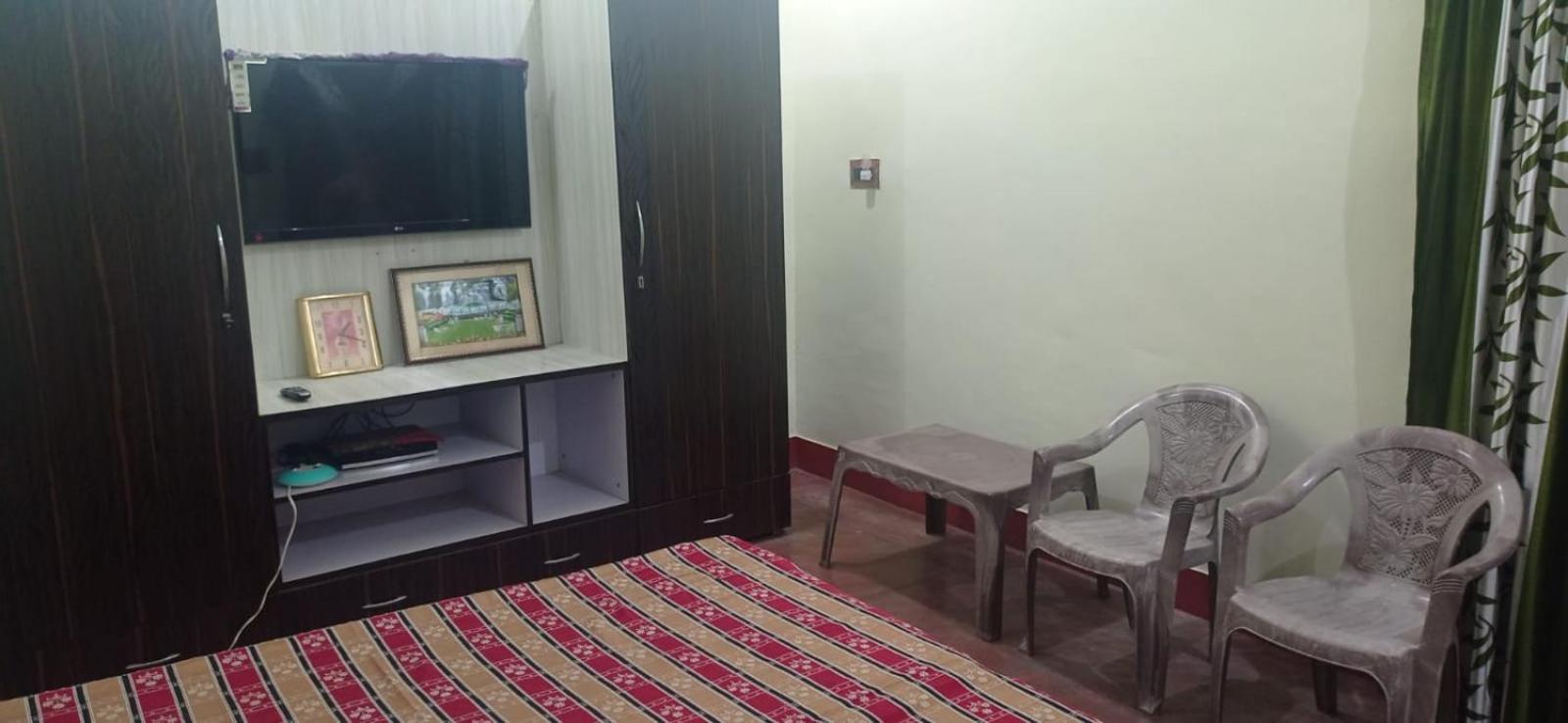 Homestay Comfort Villa Rāmpur Eksteriør billede